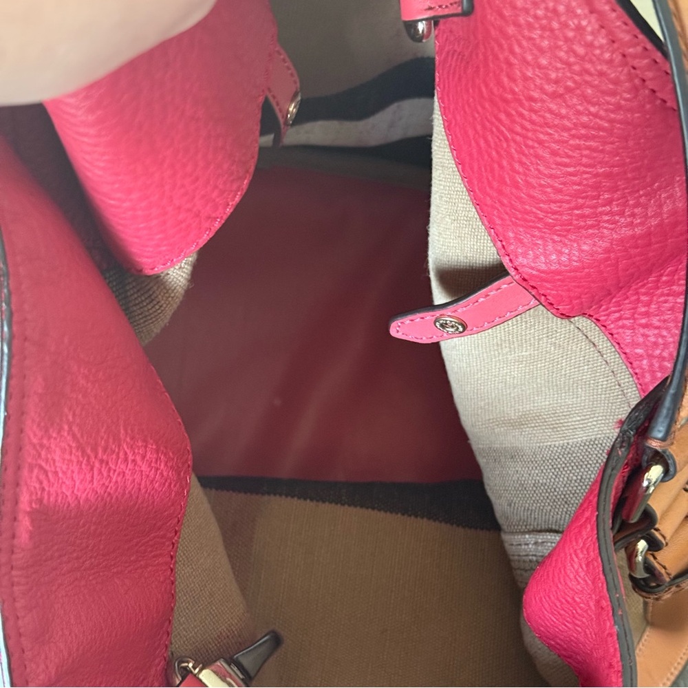 💎Burberry Chevron Canvas Ashby Tassle Bucket Hobo Bag 💎 - Picture 9 of 16